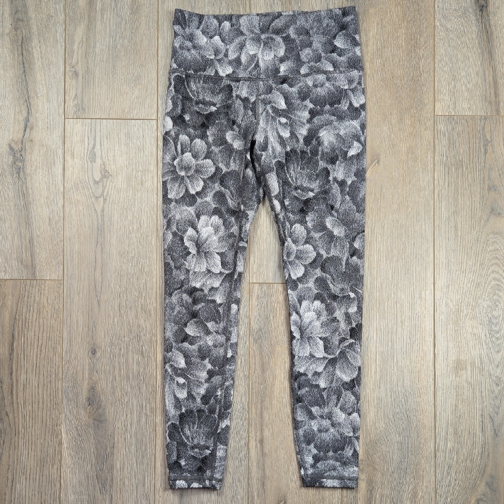 Altheta Grey Scale Floral Elation Textured Tights Leggings, Size S